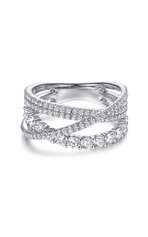 A white gold diamond lusso ring